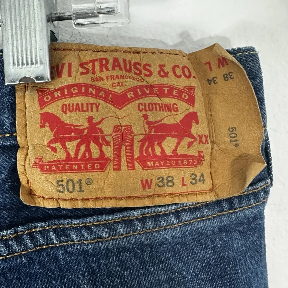 Levi's 501 Jeans Mens 38x34 Button Fly Blue Straight Leg‎ Denim 5 Pocket Cowboy